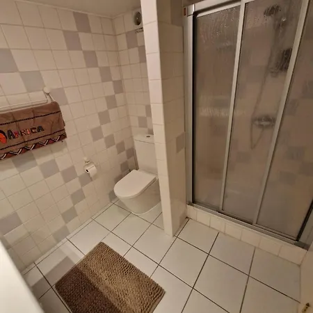 شقة Very Large Duplex 4-bedroom Less Than 5 Minutes From The Sea! T46