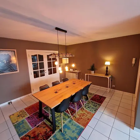 Very Large Duplex 4-bedroom Less Than 5 Minutes From The Sea! T46 Διαμέρισμα Οστένδη